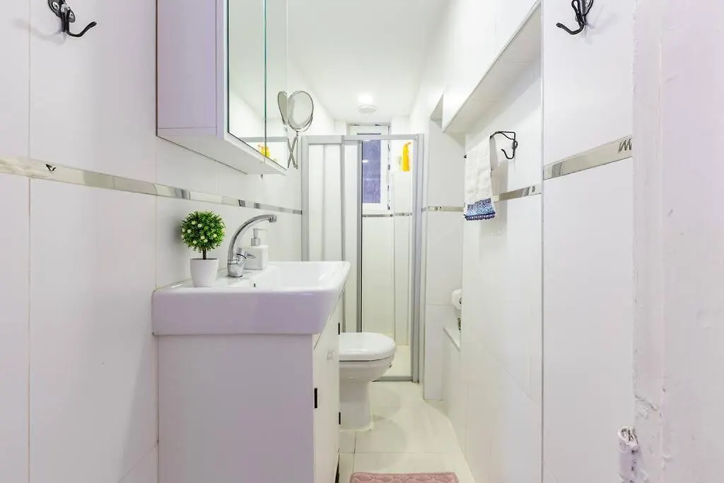Historical, Comfy 2+1 Apartment Istanbul