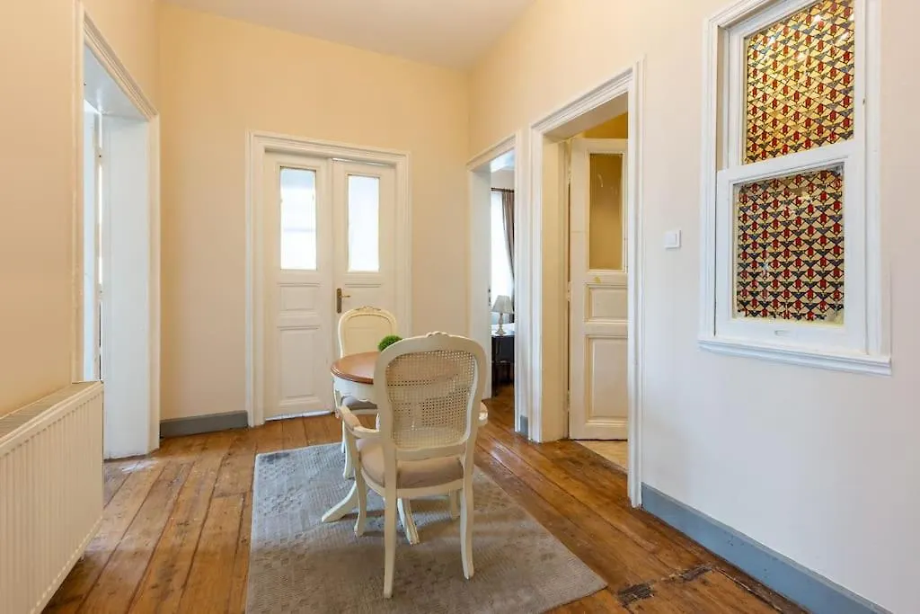 Historical, Comfy 2+1 Apartment İstanbul