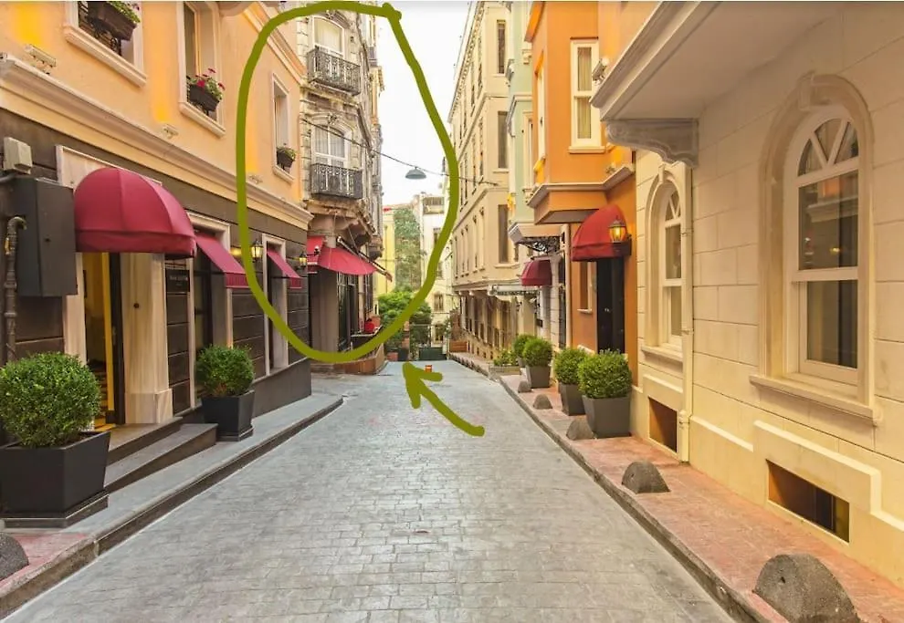 Historical, Comfy 2+1 Apartment Istanbul